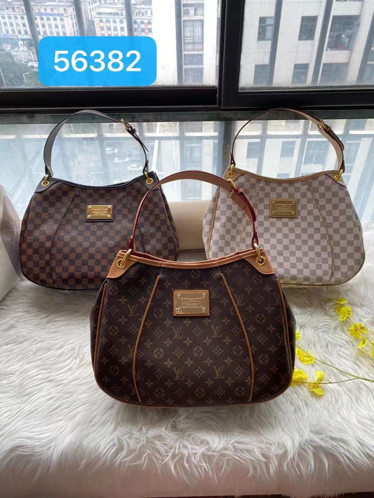 LV GALLIERA LEATHER TOTE- VIP