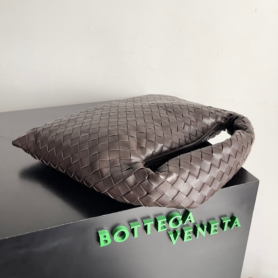 Bottega Veneta Small Hop Bag