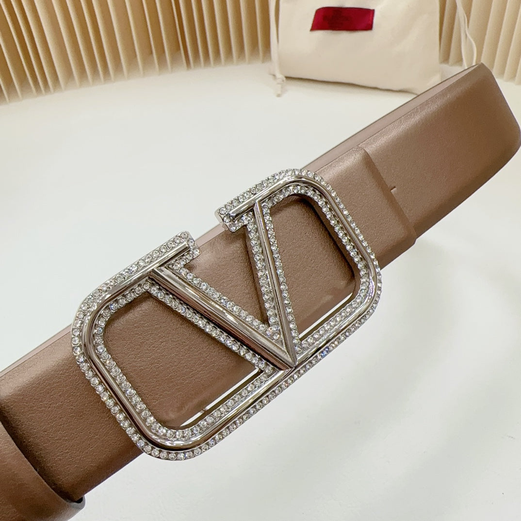 Valentino Garavani   vlogo signature belt in glossy calfskin 40mm