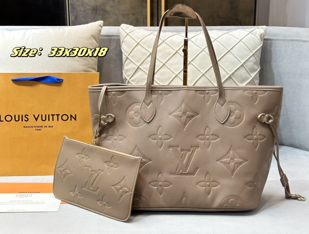 Louis Vuitton Monogram Canvas Neverfull MM- VIP