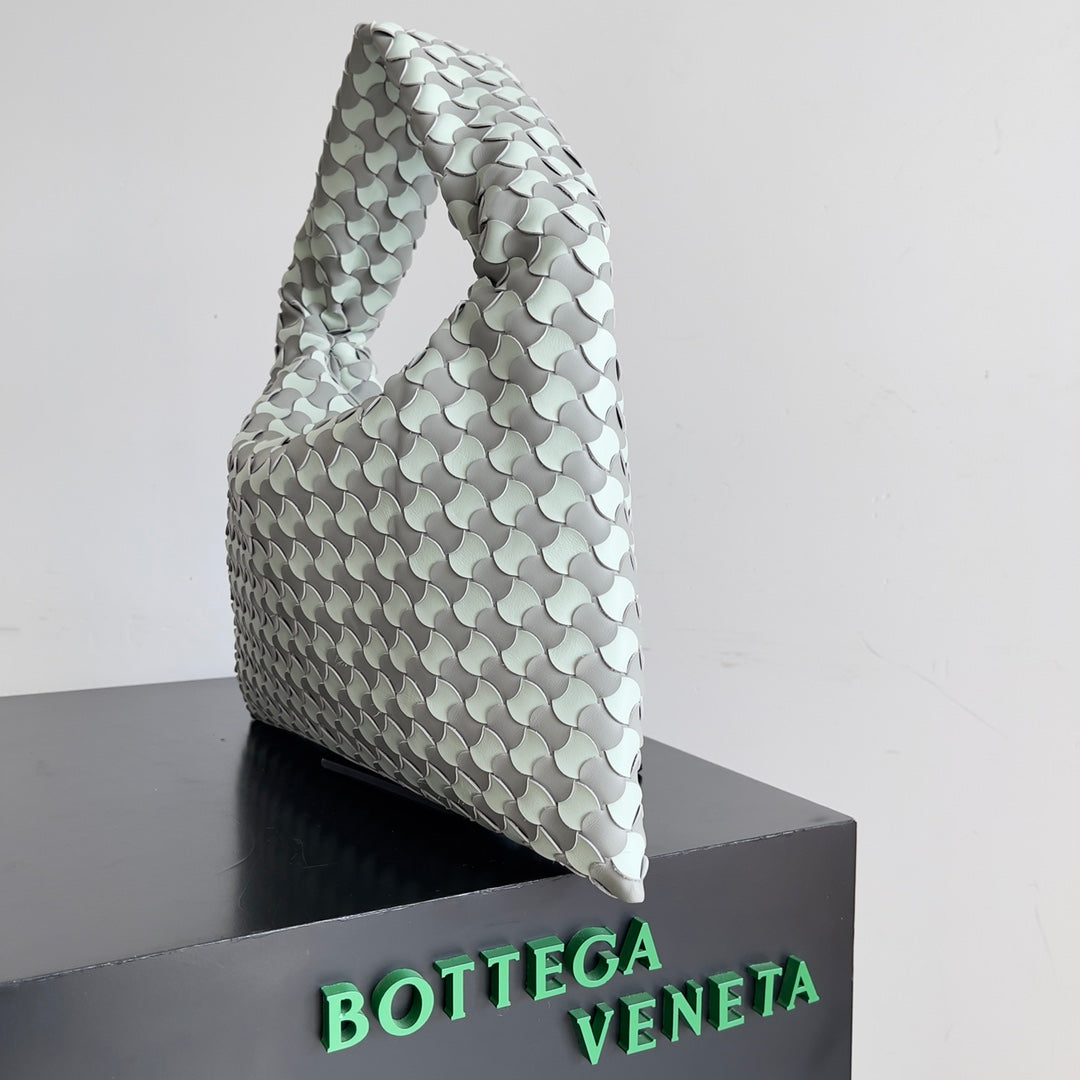 Bottega Veneta GREY ‘Hop Small’ shoulder bag