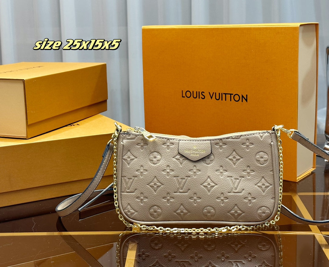 Louis Vuitton | Louis Vuitton ☆M81862 ☆Easy Pouch On Strap- VIP