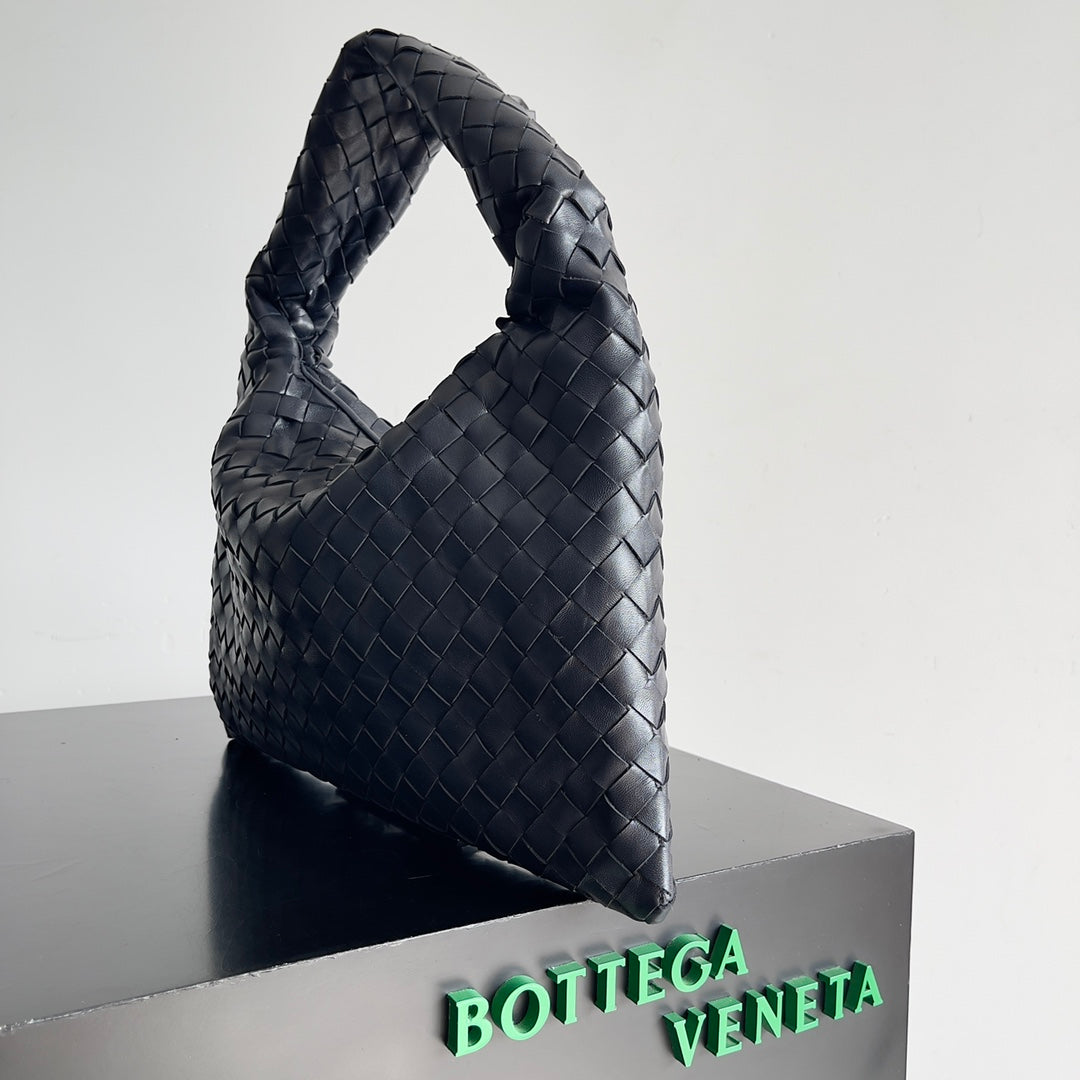 Bottega Veneta Women's Gray Large Hop Shoulder Bag