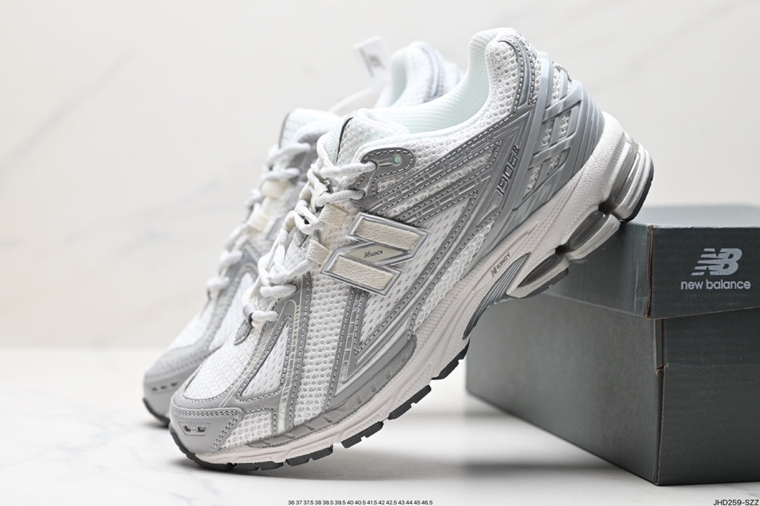 NEW BALANCE SNEAKERS 1906R LIFESTYLE Unisex Silver Metallic Off White