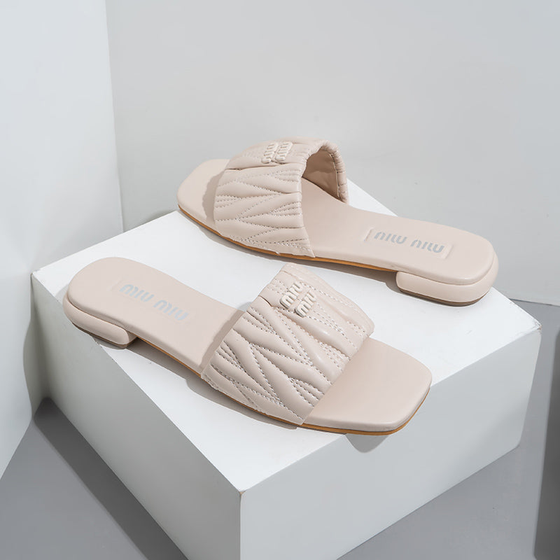 MIU MIU  Logo Slides in Matelasse Nappa- SHOE