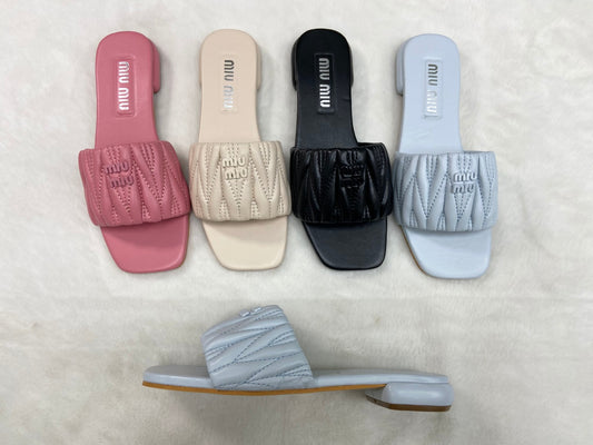 MIU MIU  Logo Slides in Matelasse Nappa- SHOE